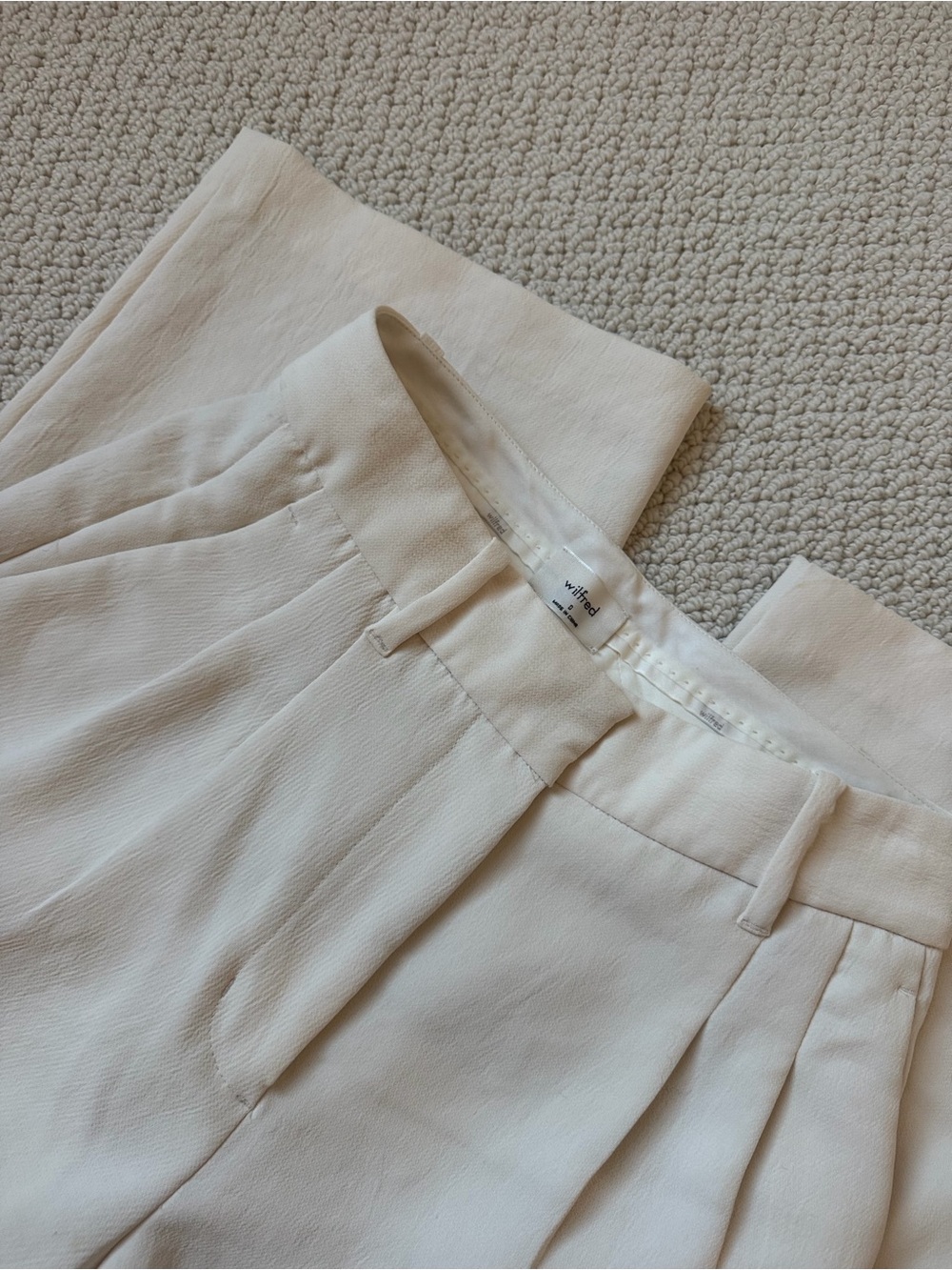 Aritzia Wilfred Cream / white Pleated Trousers